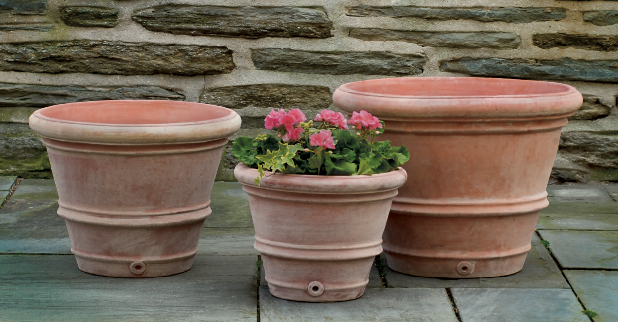 Classic Rolled Rim Terra Cotta Planters – Verdant Yakima