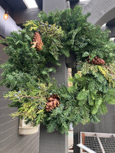 Load image into Gallery viewer, Christmas Wreath
